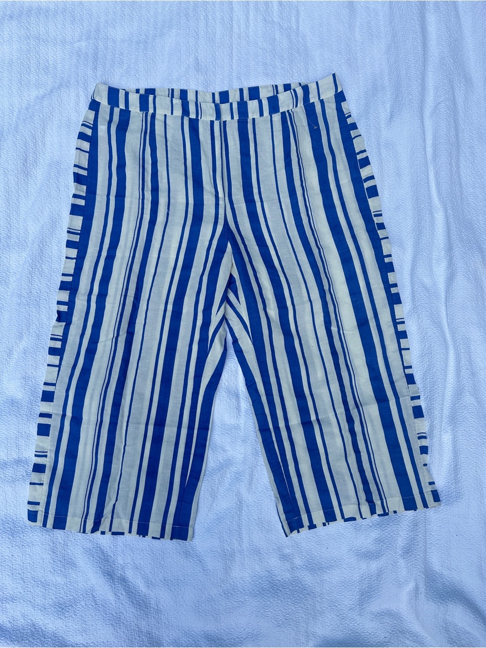 Blue and White Vertical Stripe Cropped Pants